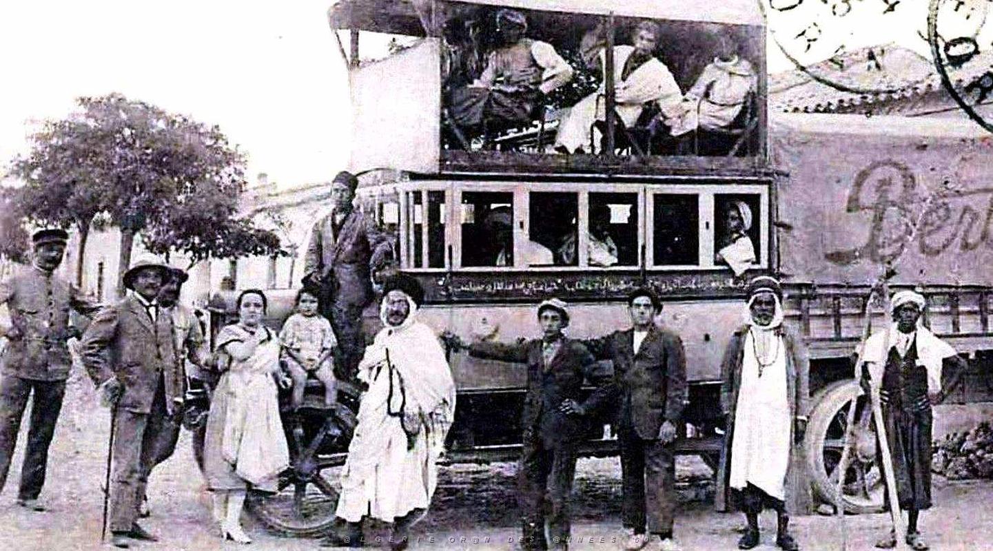 1950- Boutkoub - Autobus de Geryville2 - 1925.jpg